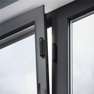 Ajax Fibra DoorProtect Plus Noir
